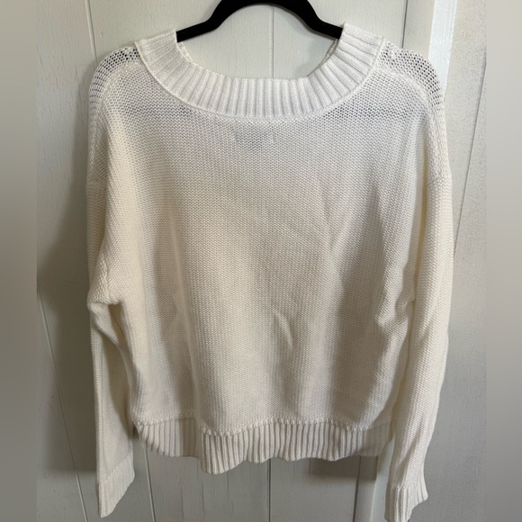 AMERICAN EAGLE WHITE V NECK LONG SLEEVE V NECK SWEATER OVERSIZED XSMALL - Picture 4 of 4